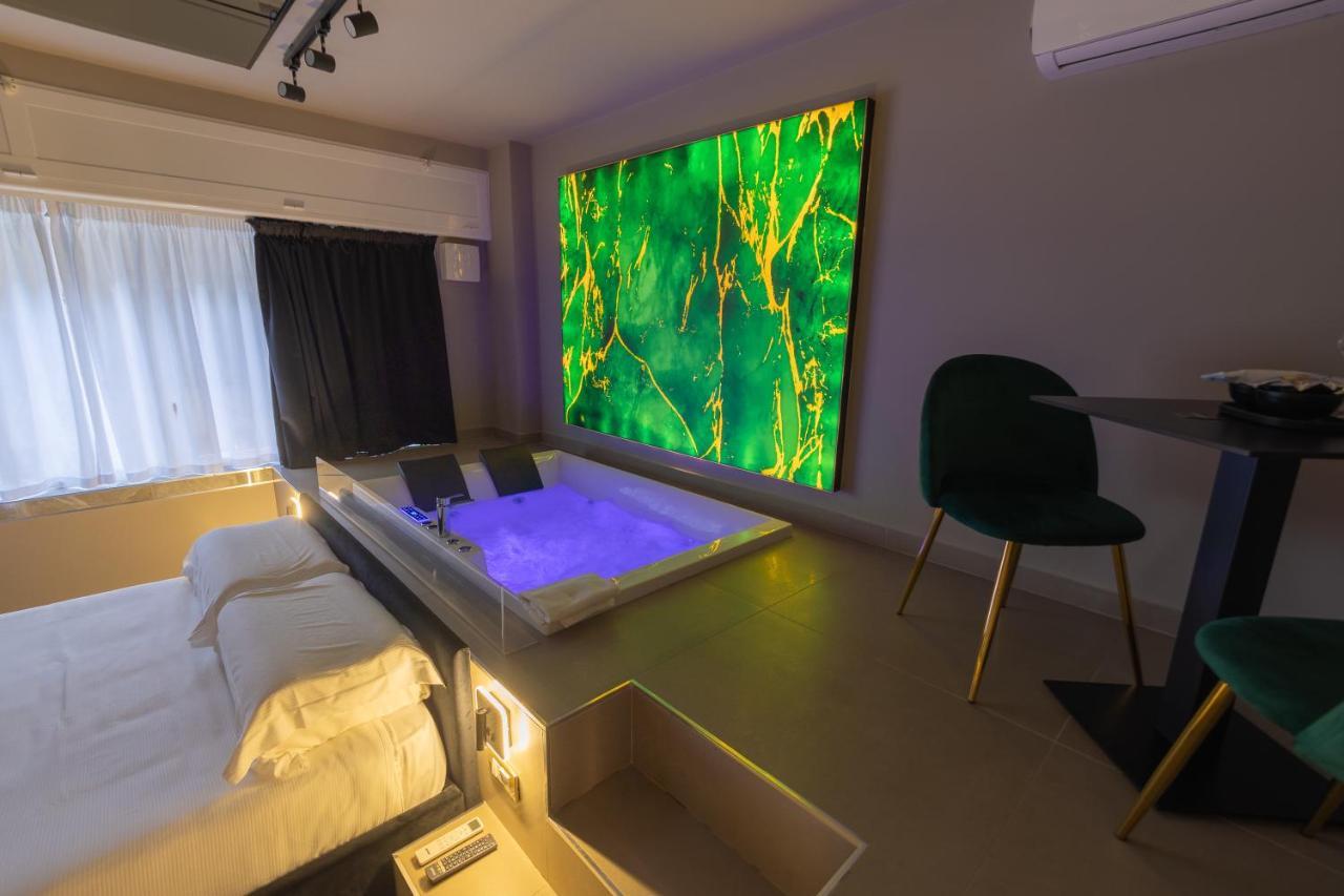 Maximum Exclusive Suite & Spa ปาแลร์โม ภายนอก รูปภาพ