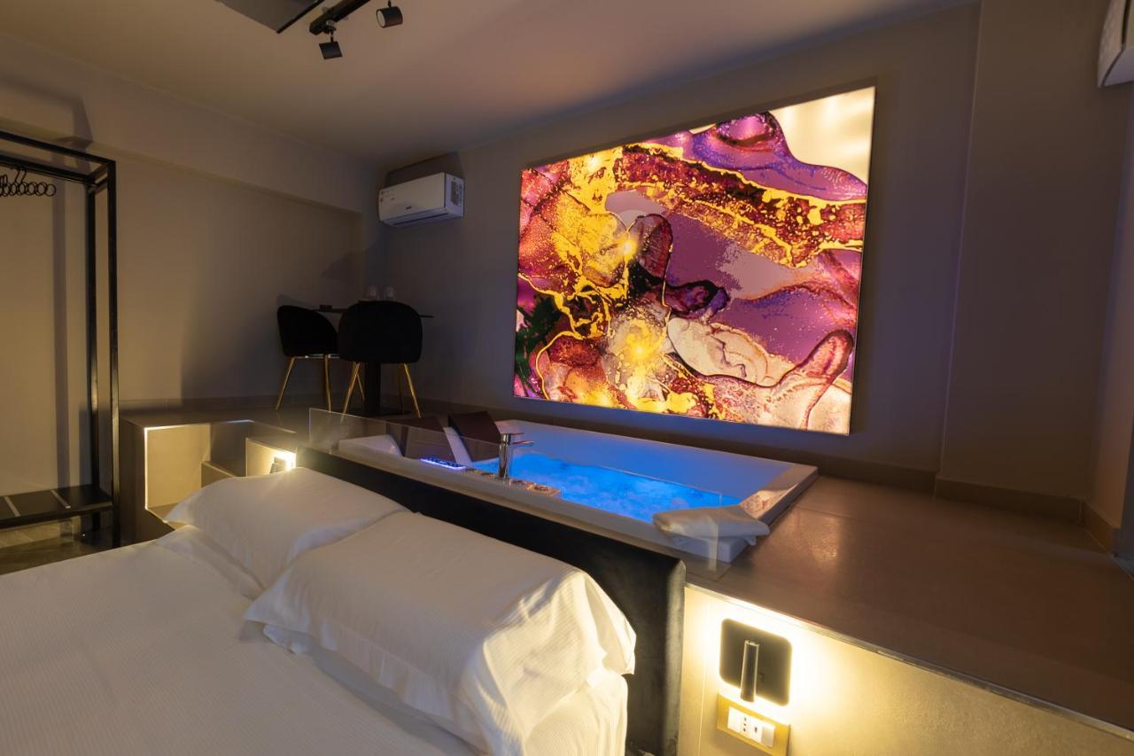 Maximum Exclusive Suite & Spa ปาแลร์โม ภายนอก รูปภาพ